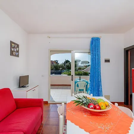 In San Teodoro 44946 Apartment
